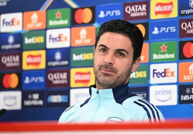 开云下载-“精英”塔帅力挺图帅：外教掌舵三狮，激励旅英外教