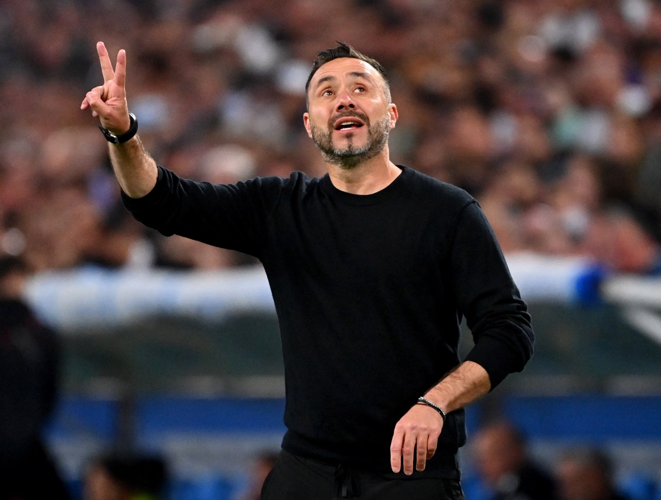 开云线上入口-前水晶宫老板：热刺竟靠德泽尔比救命，他在任何球队都待不过2年